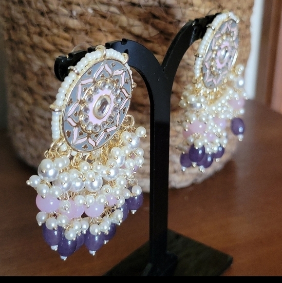 🔥LAST PAIR🔥 Bead Embellished Medallion Drop Statement  Earrings - Picture 7 of 11